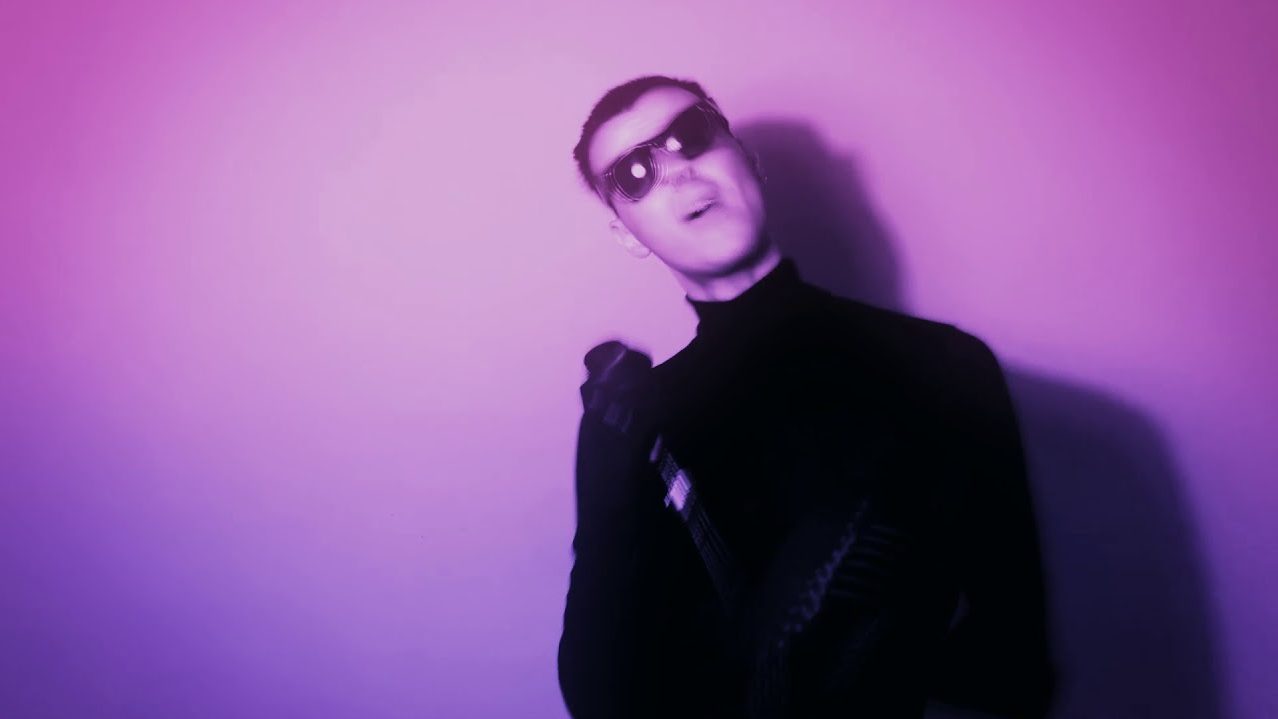 Video: Deeply Unaffected - The Violent Hearts